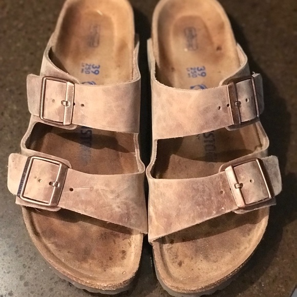 Birkenstock Shoes - Birkenstock- Arizona sz 39, worn twice!